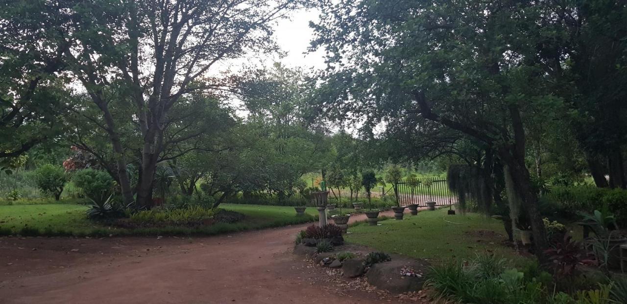 A Farm Stay - Casablanca'S Private Cottage,No Loadshedding! Hazyview Exteriör bild
