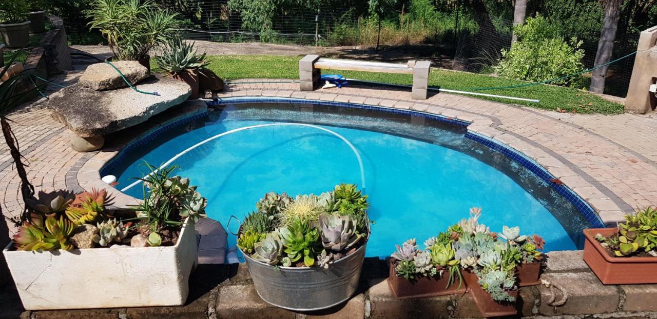 A Farm Stay - Casablanca'S Private Cottage,No Loadshedding! Hazyview Exteriör bild